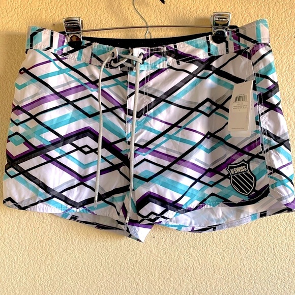 NWT K-Swiss Women's Geometric Patterned Shorts - White, Black, Purple, Blue - Picture 1 of 9
